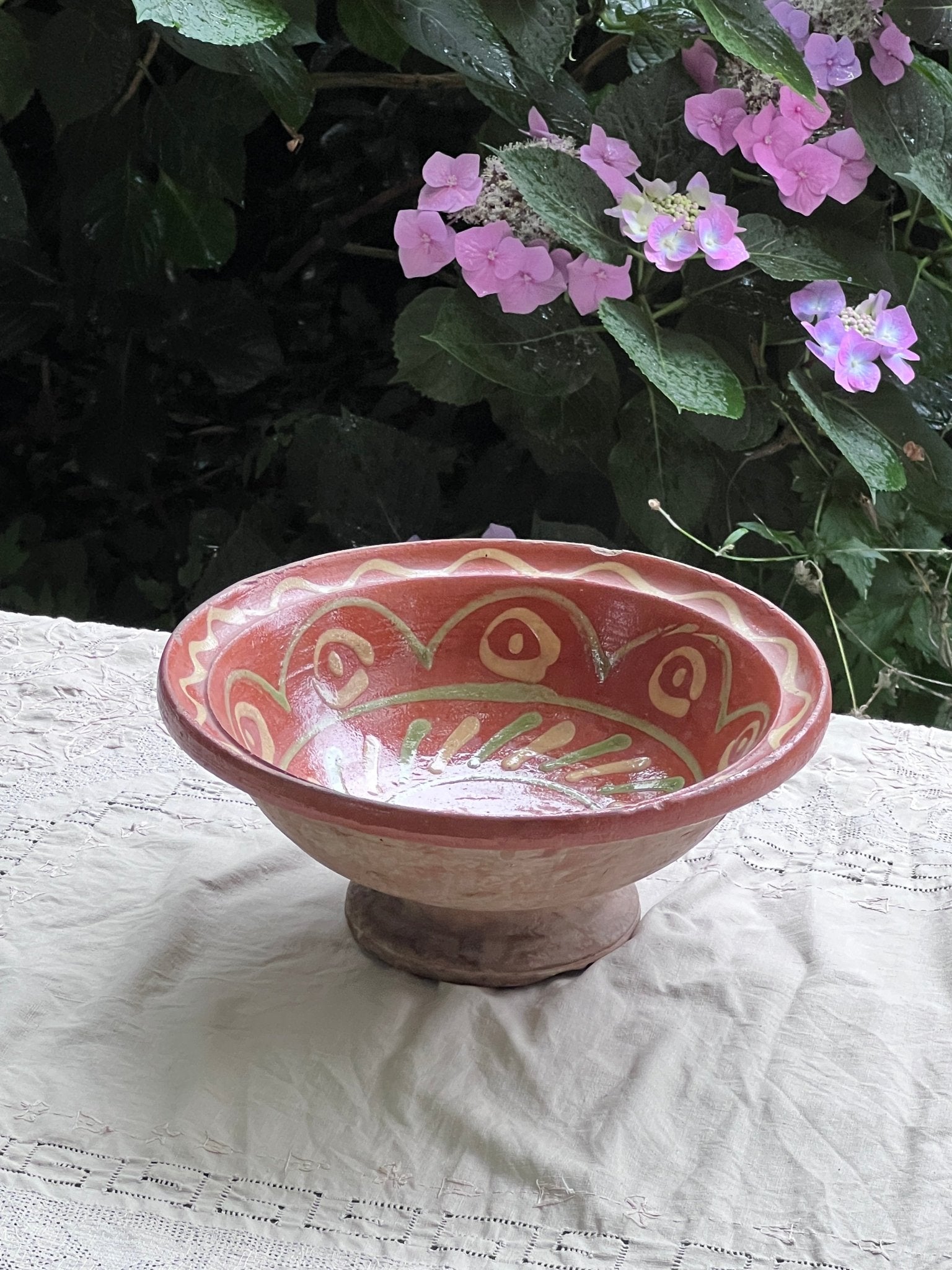 Italian pedestal bowl - NEROLI