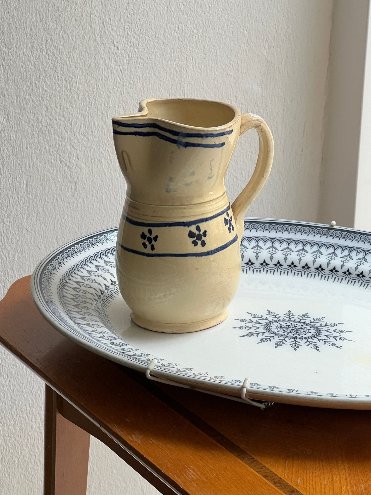 Italian pitcher - NEROLI