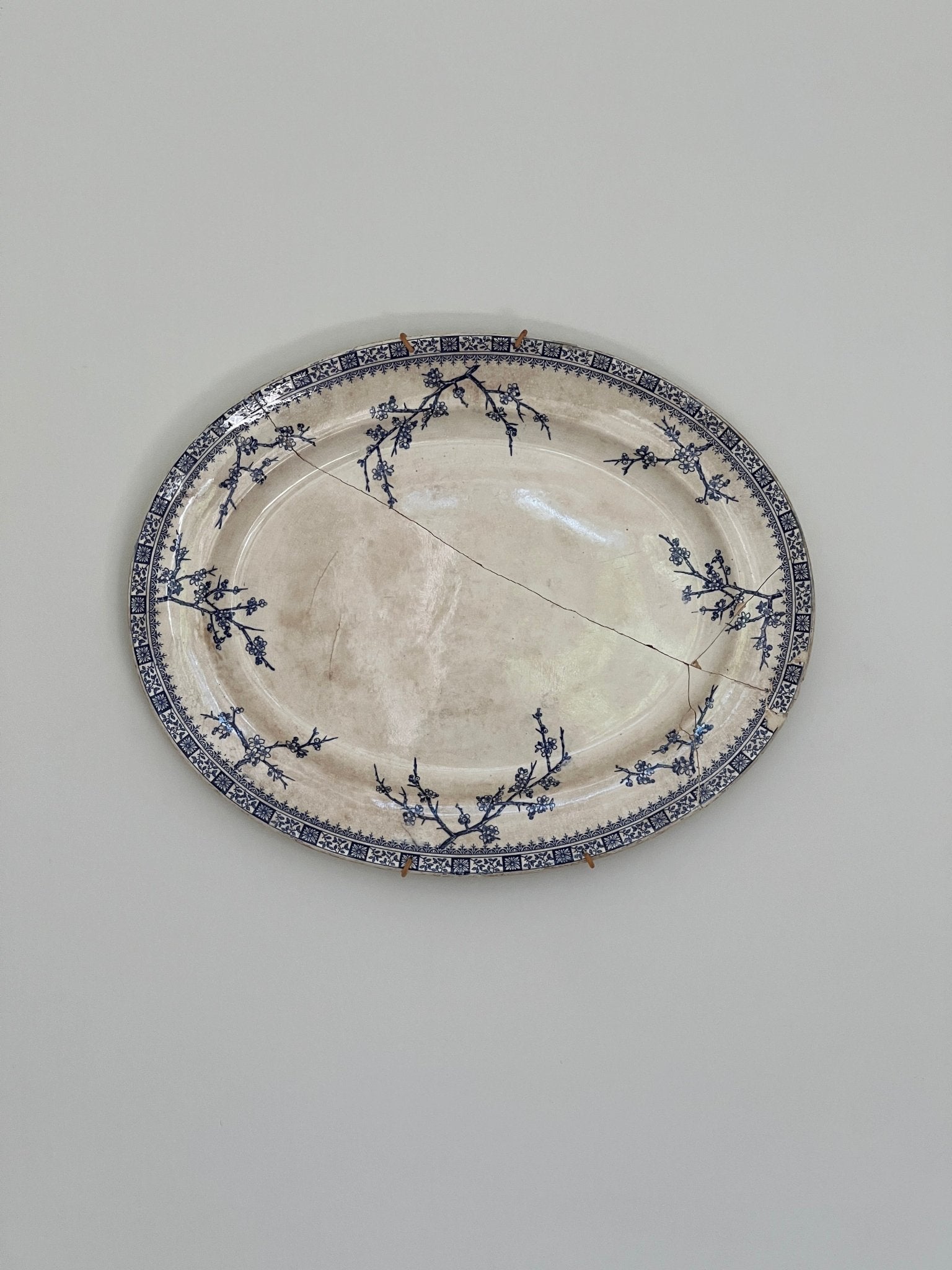 Ivory Bodley platter - NEROLI