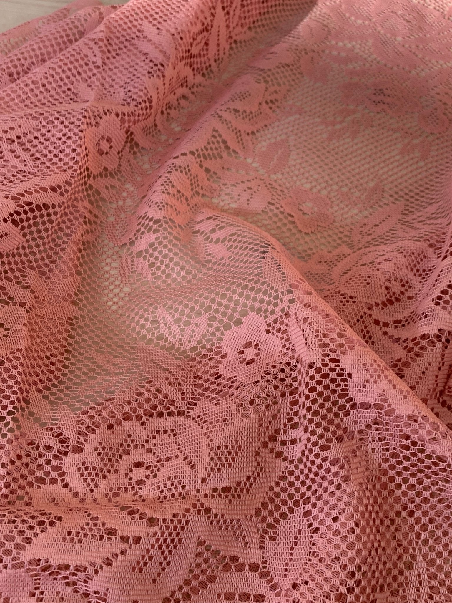 Lace tablecloth - NEROLI