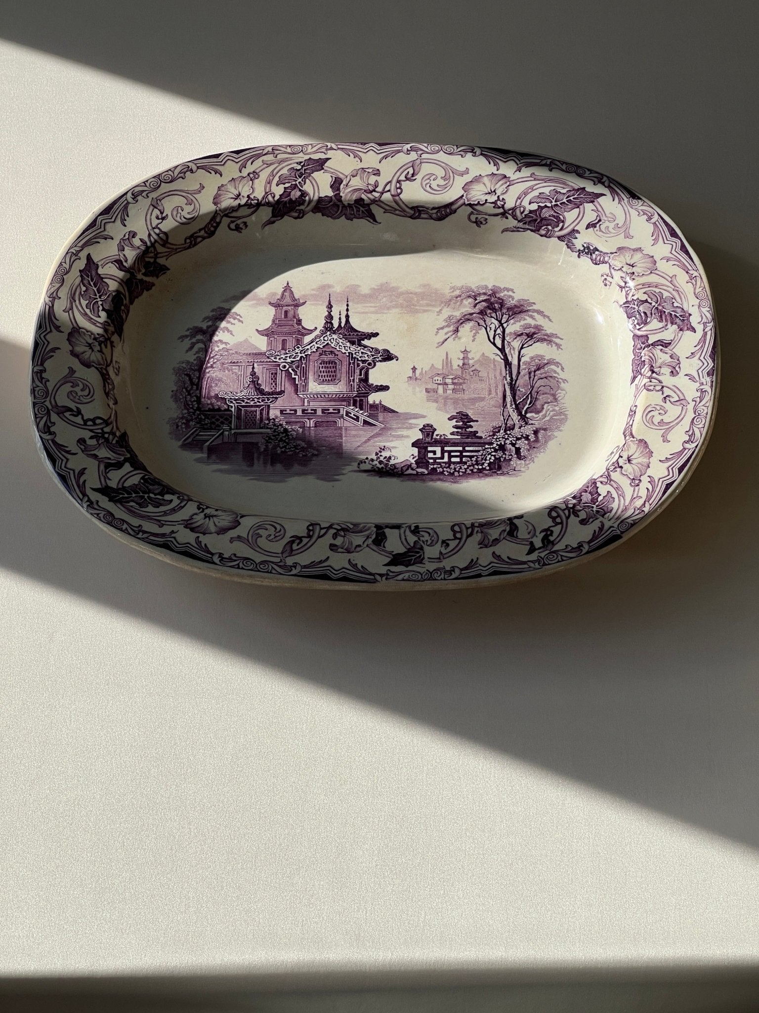 Large violet platter - NEROLI