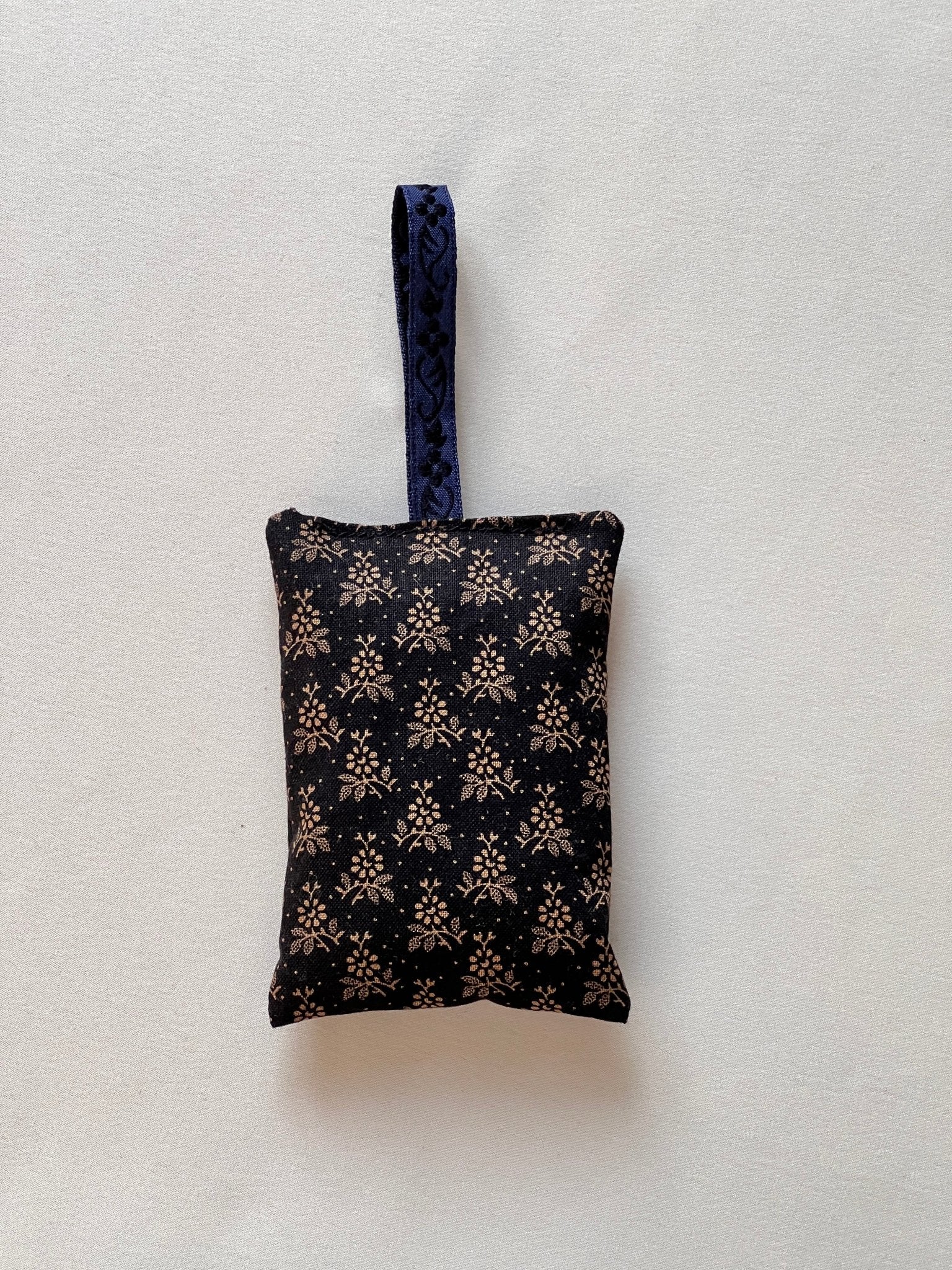 Lavender sachet #1 - NEROLI