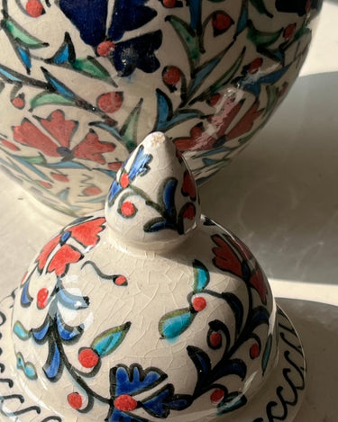 Lidded ceramic vase - NEROLI