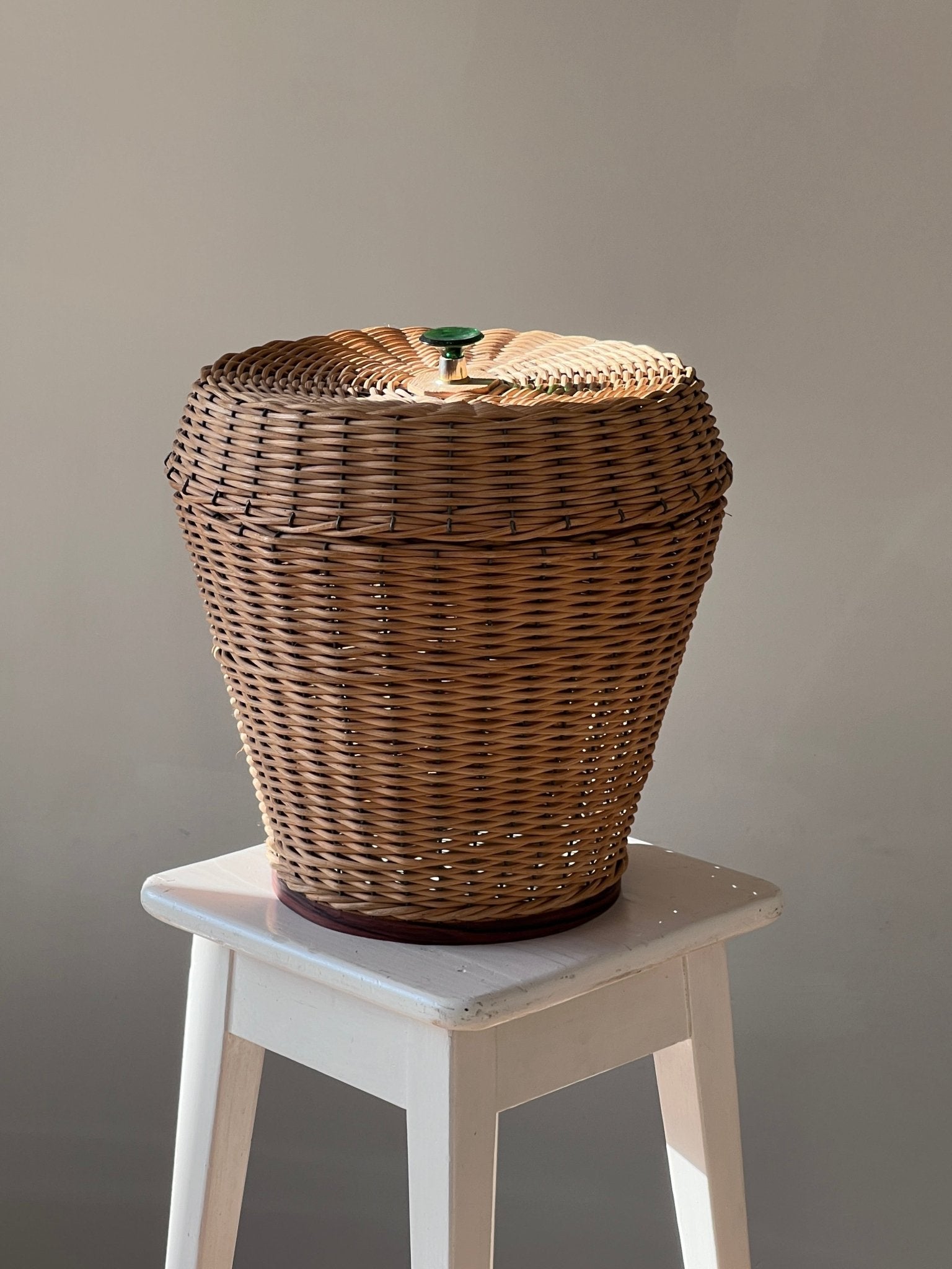 Lidded wicker basket - NEROLI