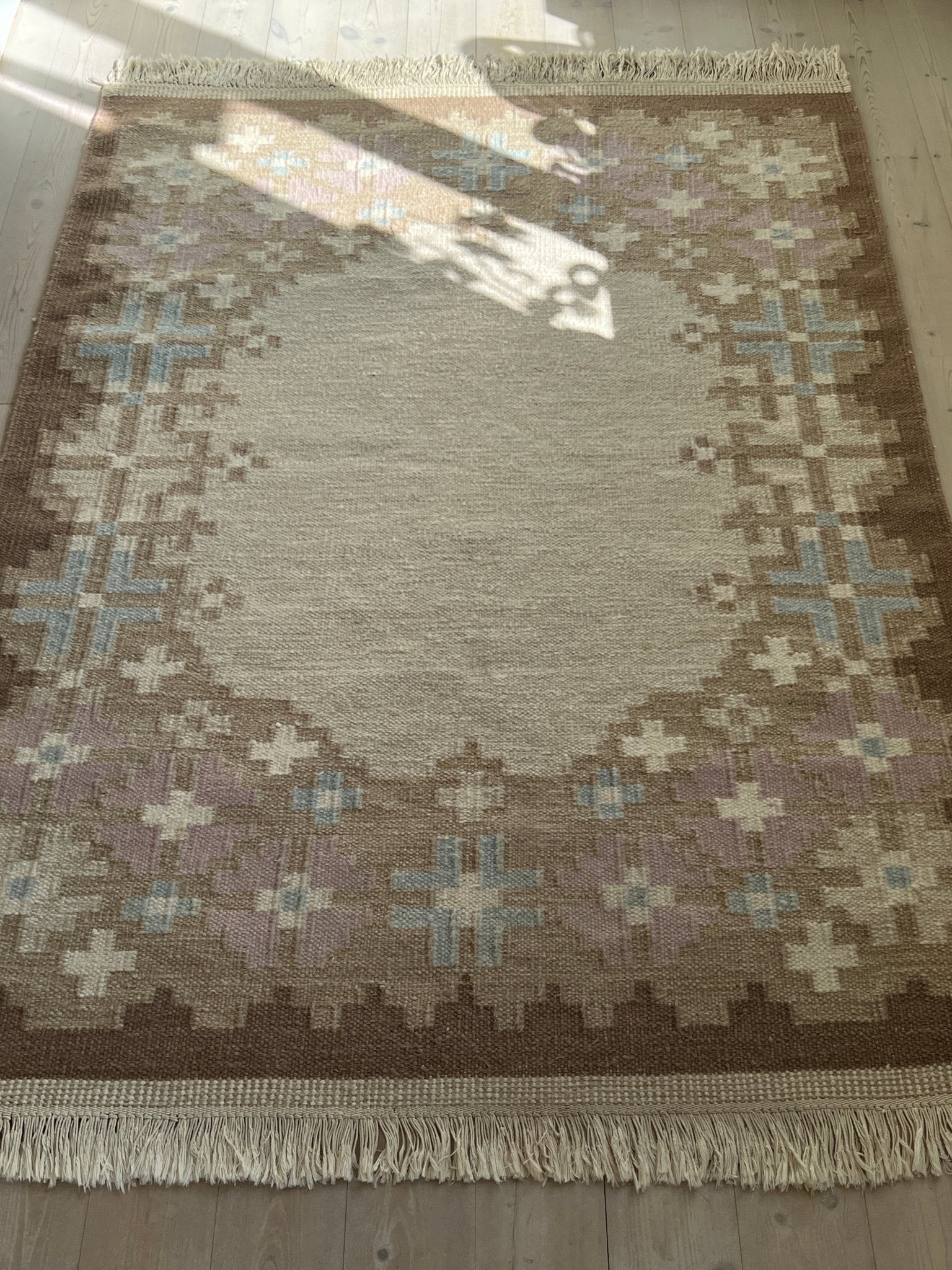 Light brown flatweave rug - NEROLI