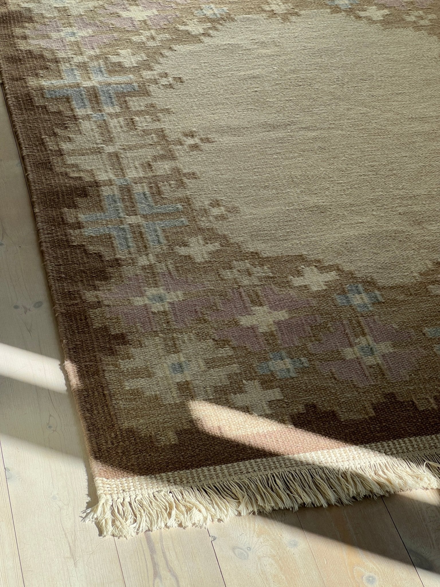 Light brown flatweave rug - NEROLI