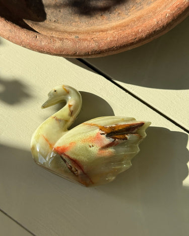 Marble swan - NEROLI