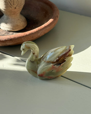 Marble swan - NEROLI