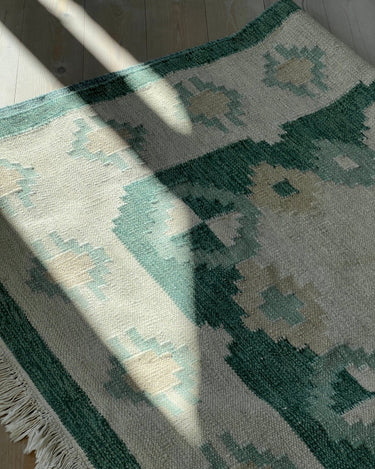 Mint flatweave rug - NEROLI