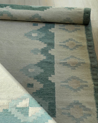 Mint flatweave rug - NEROLI