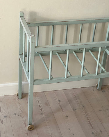 Mint green doll bed - NEROLI