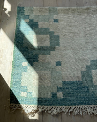 Mint green flatweave rug - NEROLI