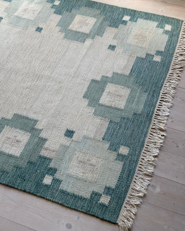 Mint green flatweave rug - NEROLI