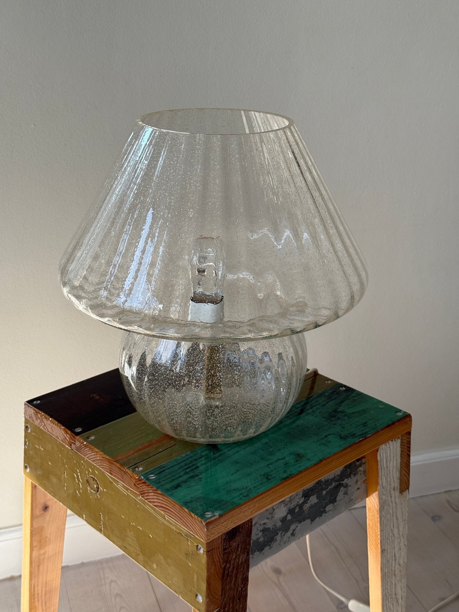 Mushroom table lamp - NEROLI