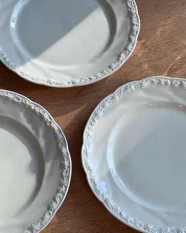 Off white dinner plates (11 pcs) - NEROLI