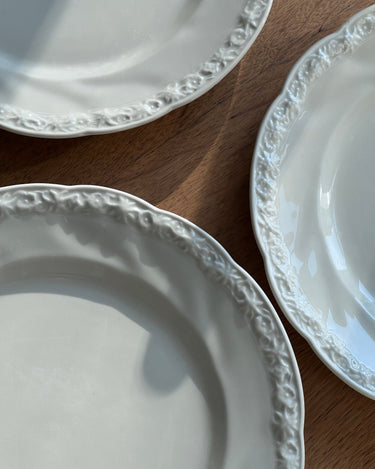 Off white dinner plates (11 pcs) - NEROLI