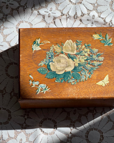 Old cigar box - NEROLI