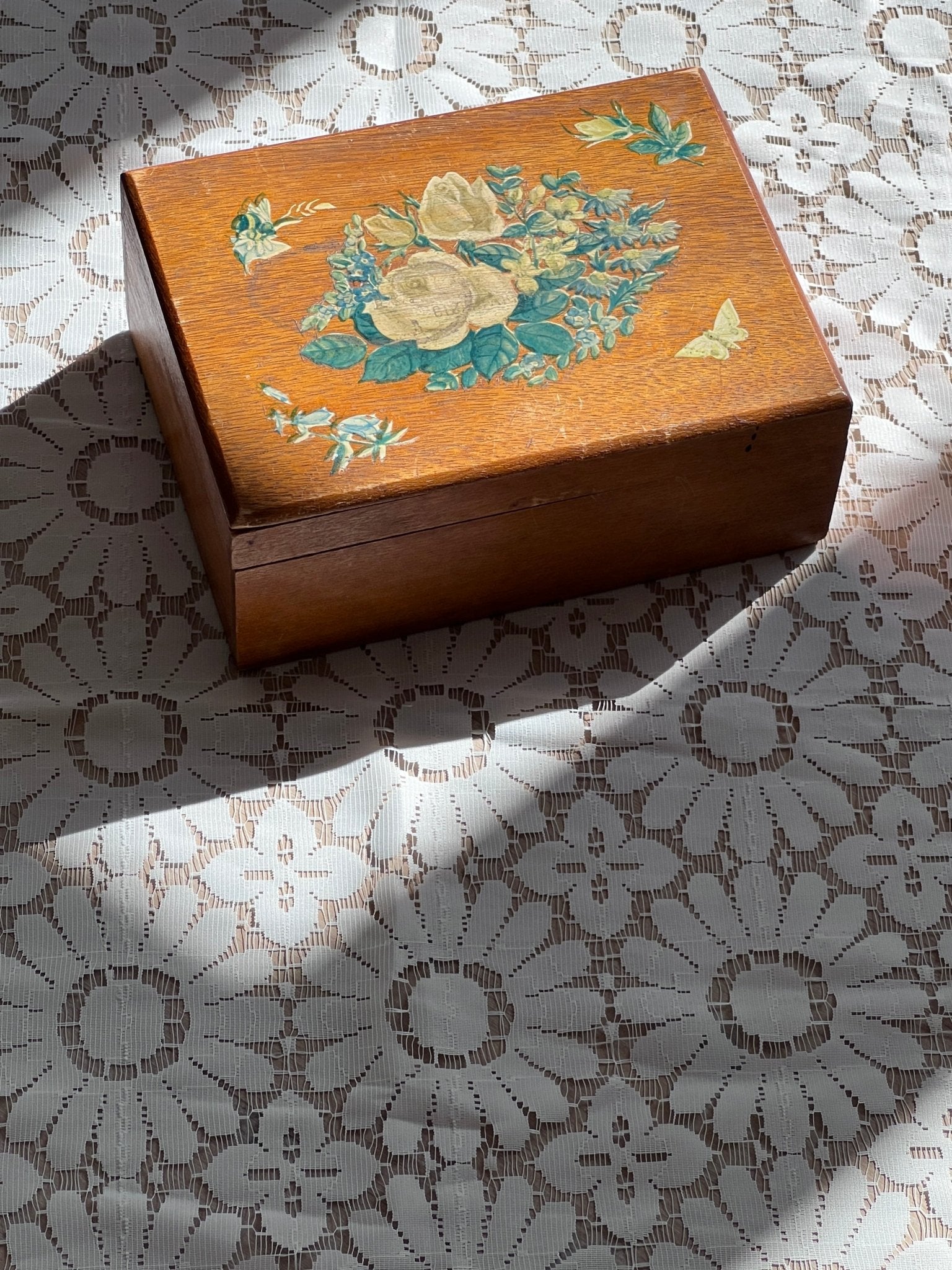 Old cigar box - NEROLI