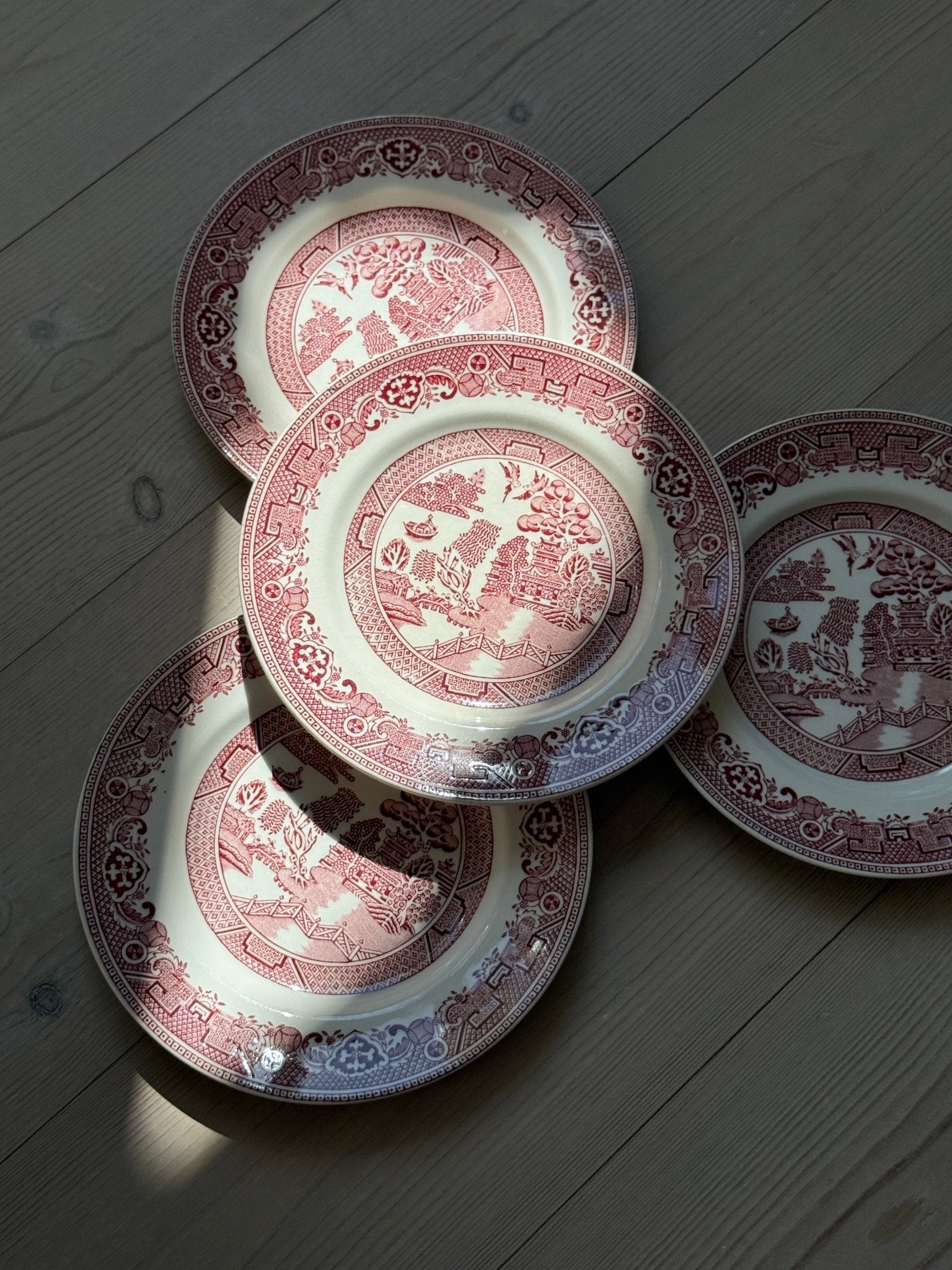 Old Willow cake plates (4 pcs) - NEROLI