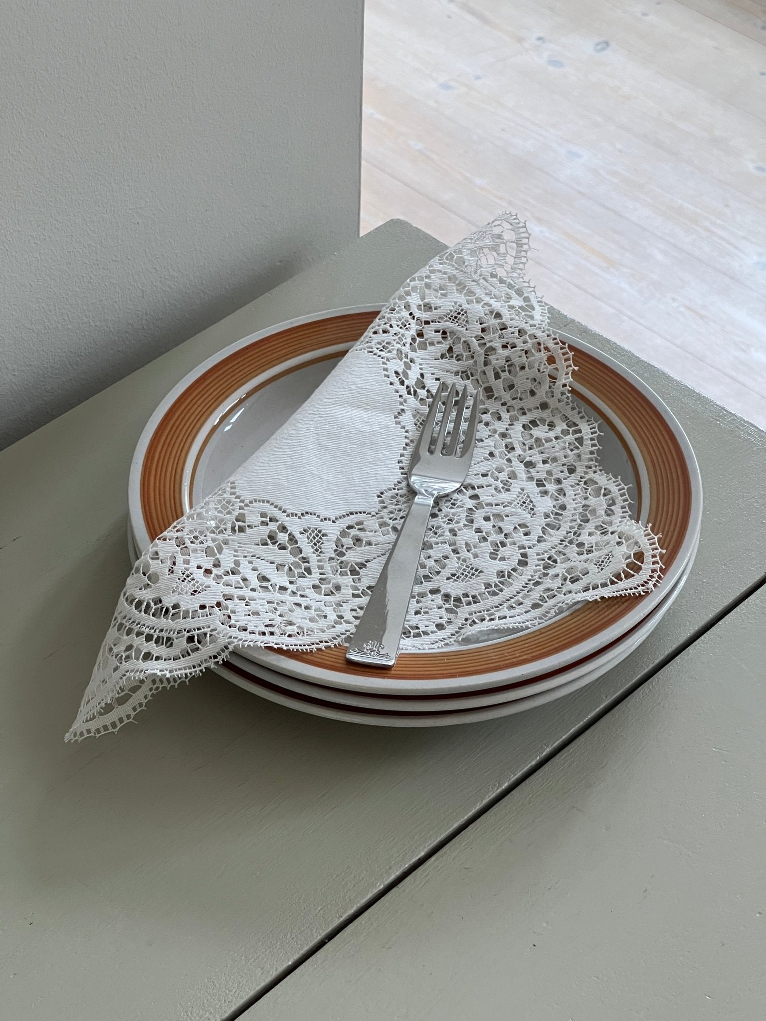 Orange rim dinner plates (3 pcs) - NEROLI