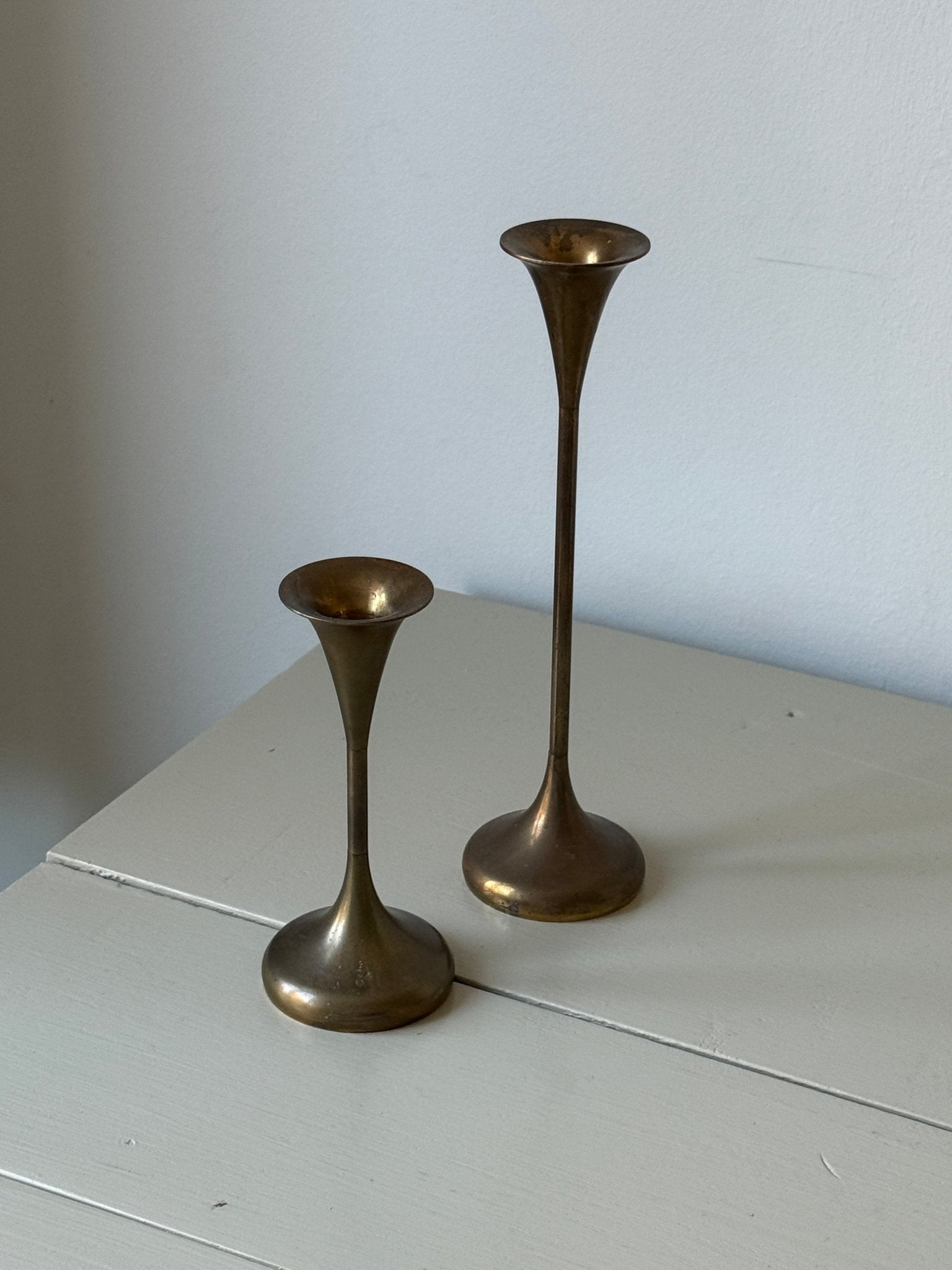 Pair of brass candlesticks - NEROLI