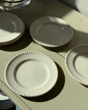 Pearl edge cake plates (7 pcs) - NEROLI