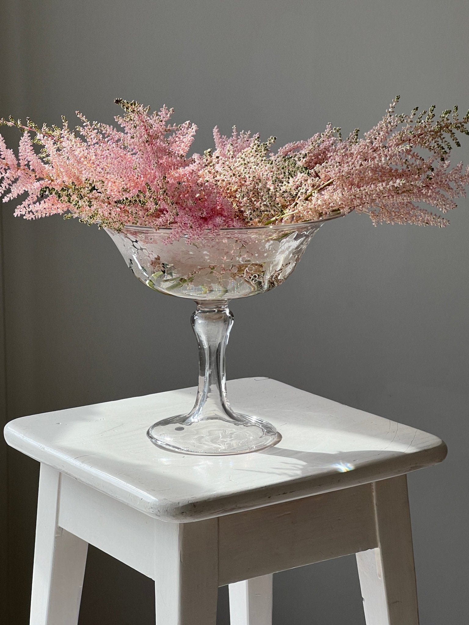Pedestal glass bowl - NEROLI