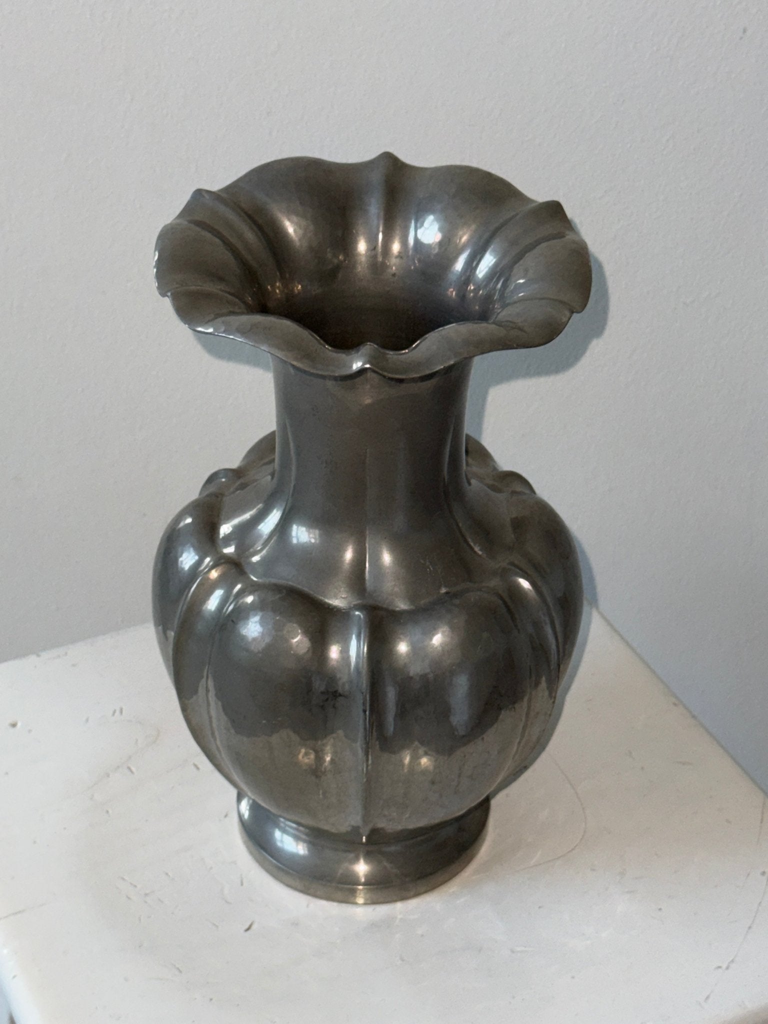 Pewter vase - NEROLI
