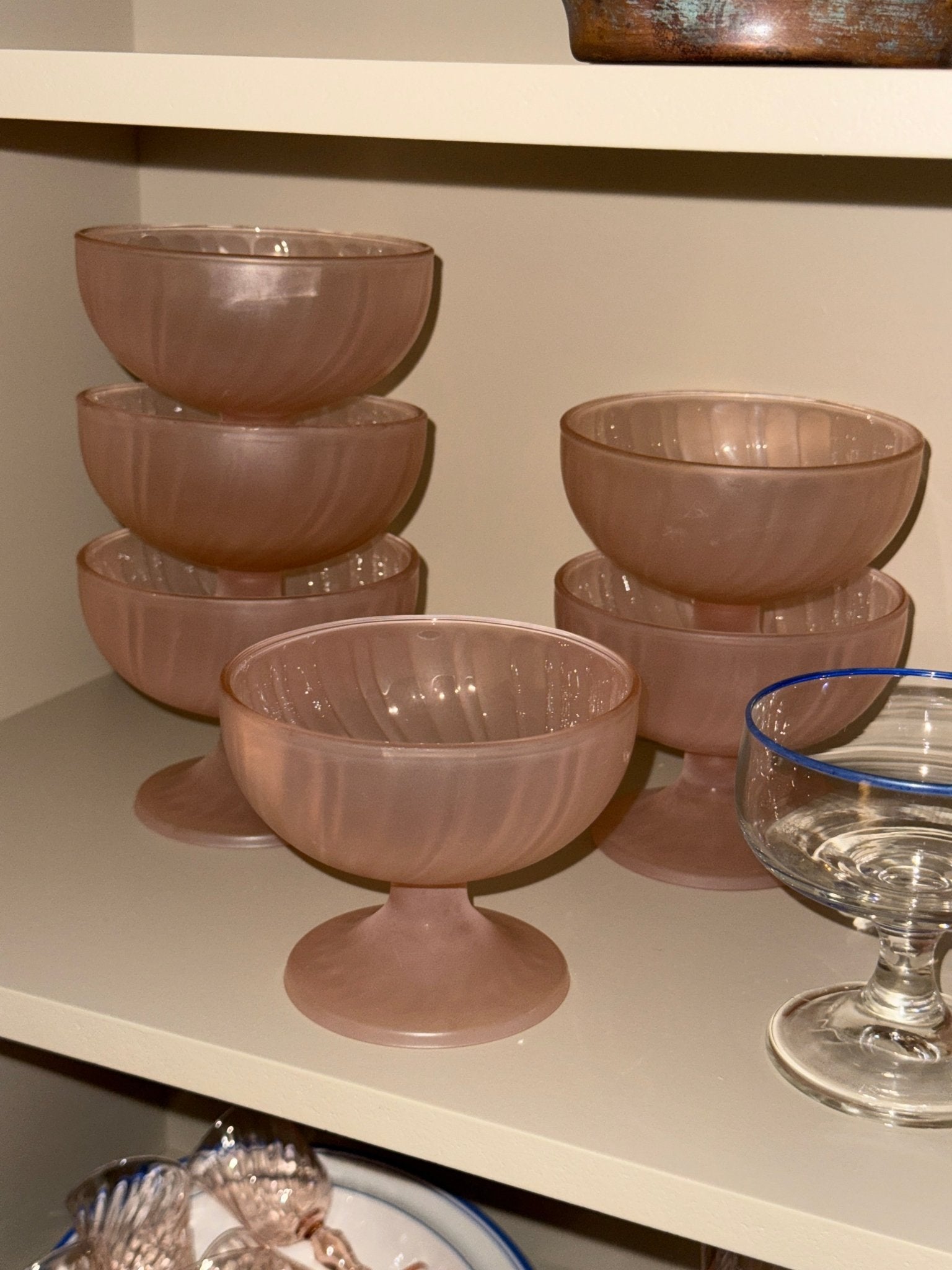 Pink glass coupes (6 pcs) - NEROLI