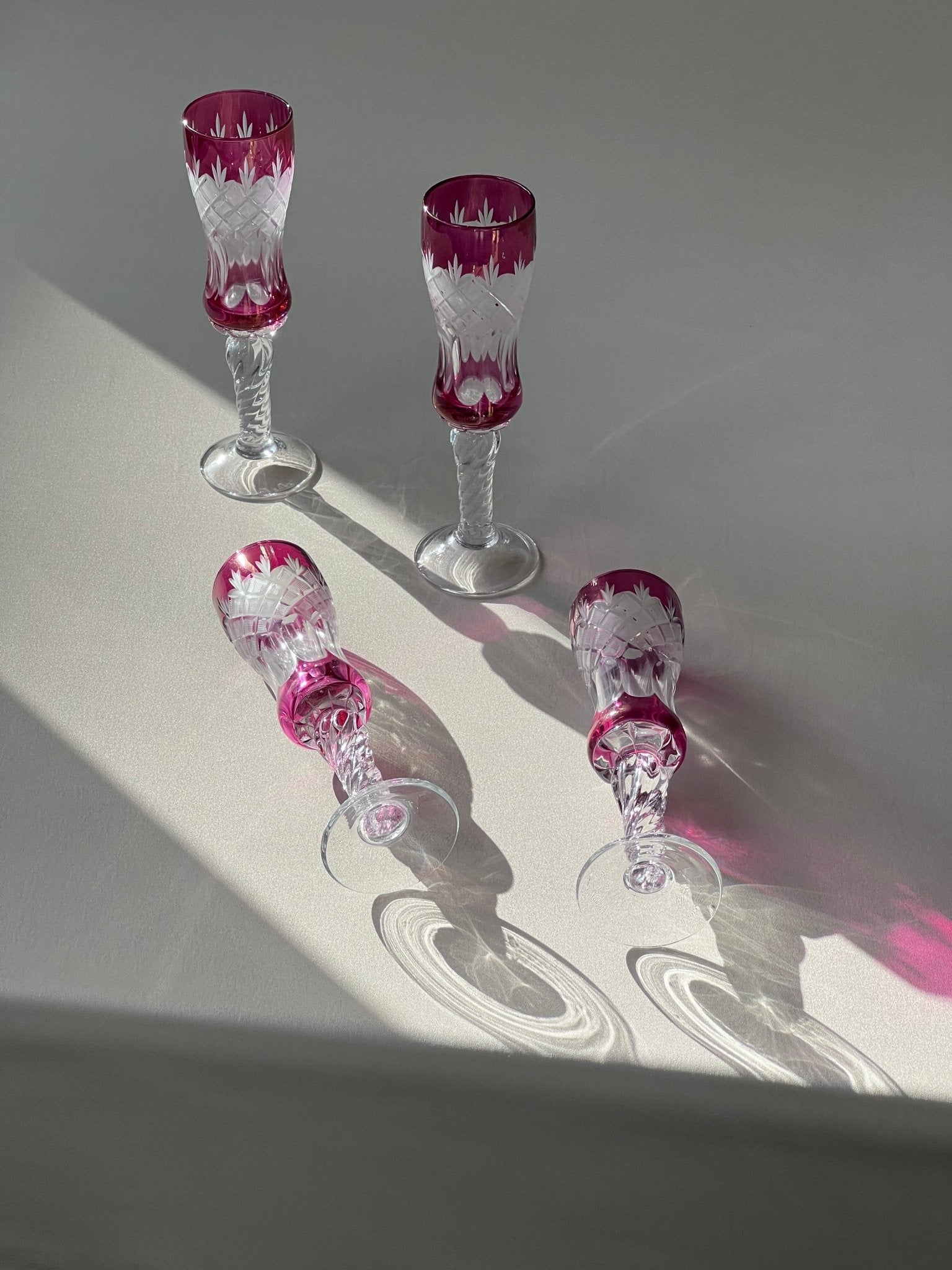 Pink liquer glasses (4 pcs) - NEROLI