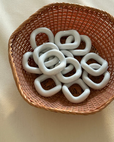 Porcelain napkin rings (8 pcs) - NEROLI
