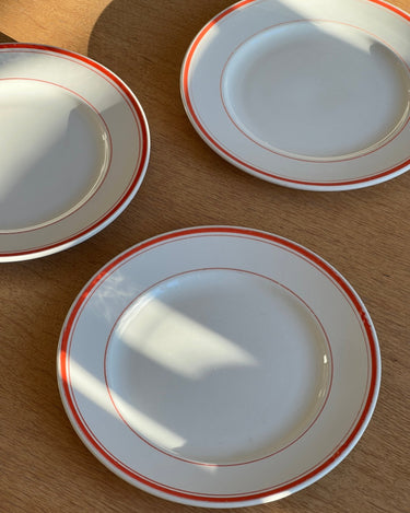 Red bistro dinner plates (3 pcs) - NEROLI
