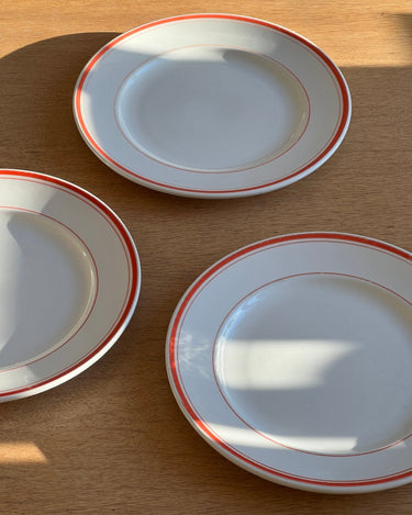 Red bistro dinner plates (3 pcs) - NEROLI