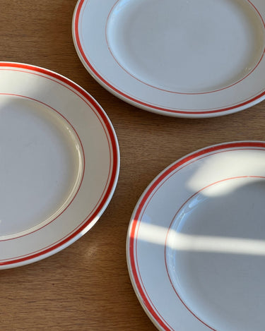 Red bistro dinner plates (3 pcs) - NEROLI