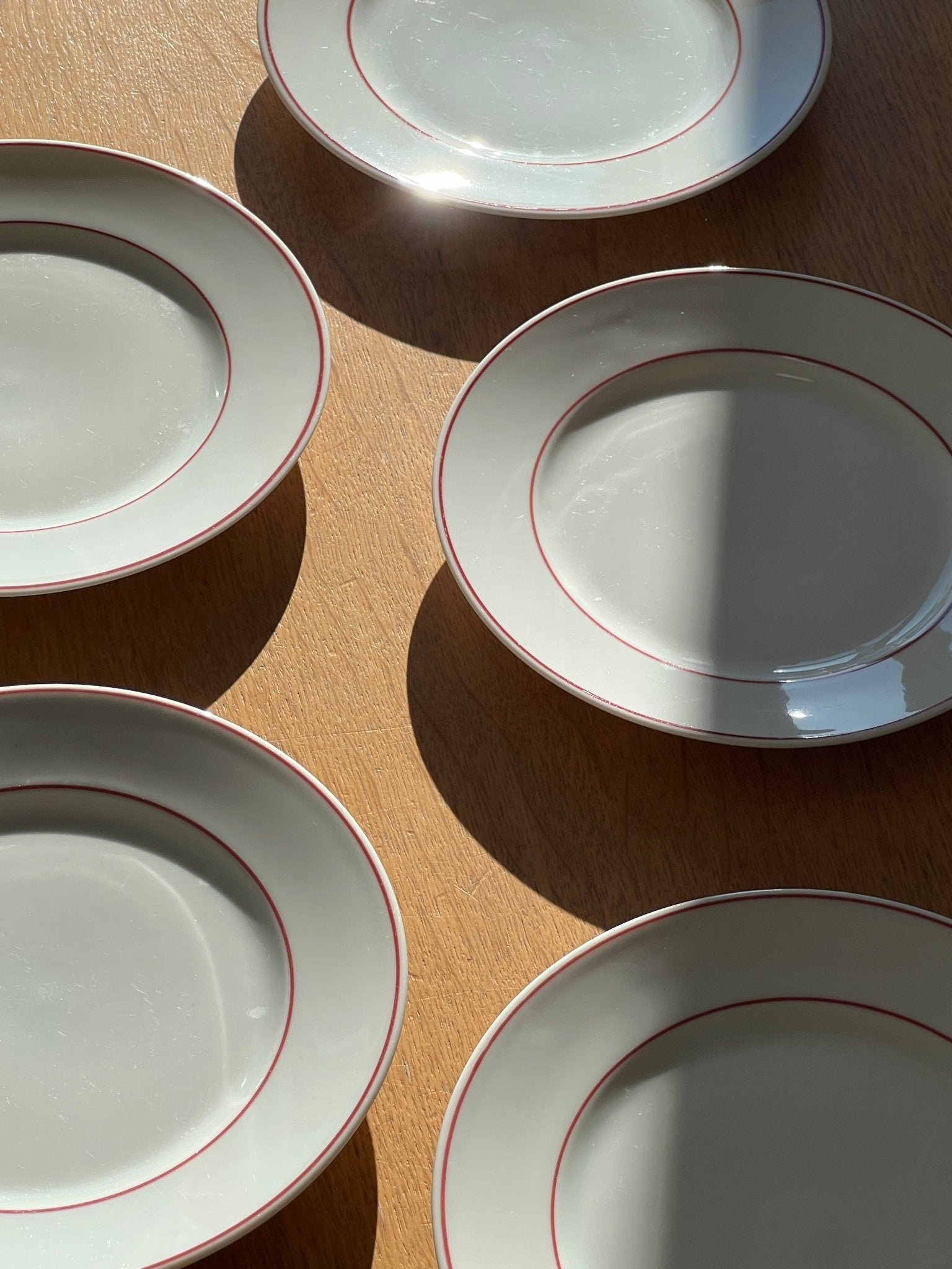 Red bistro side plates (5 pcs) - NEROLI