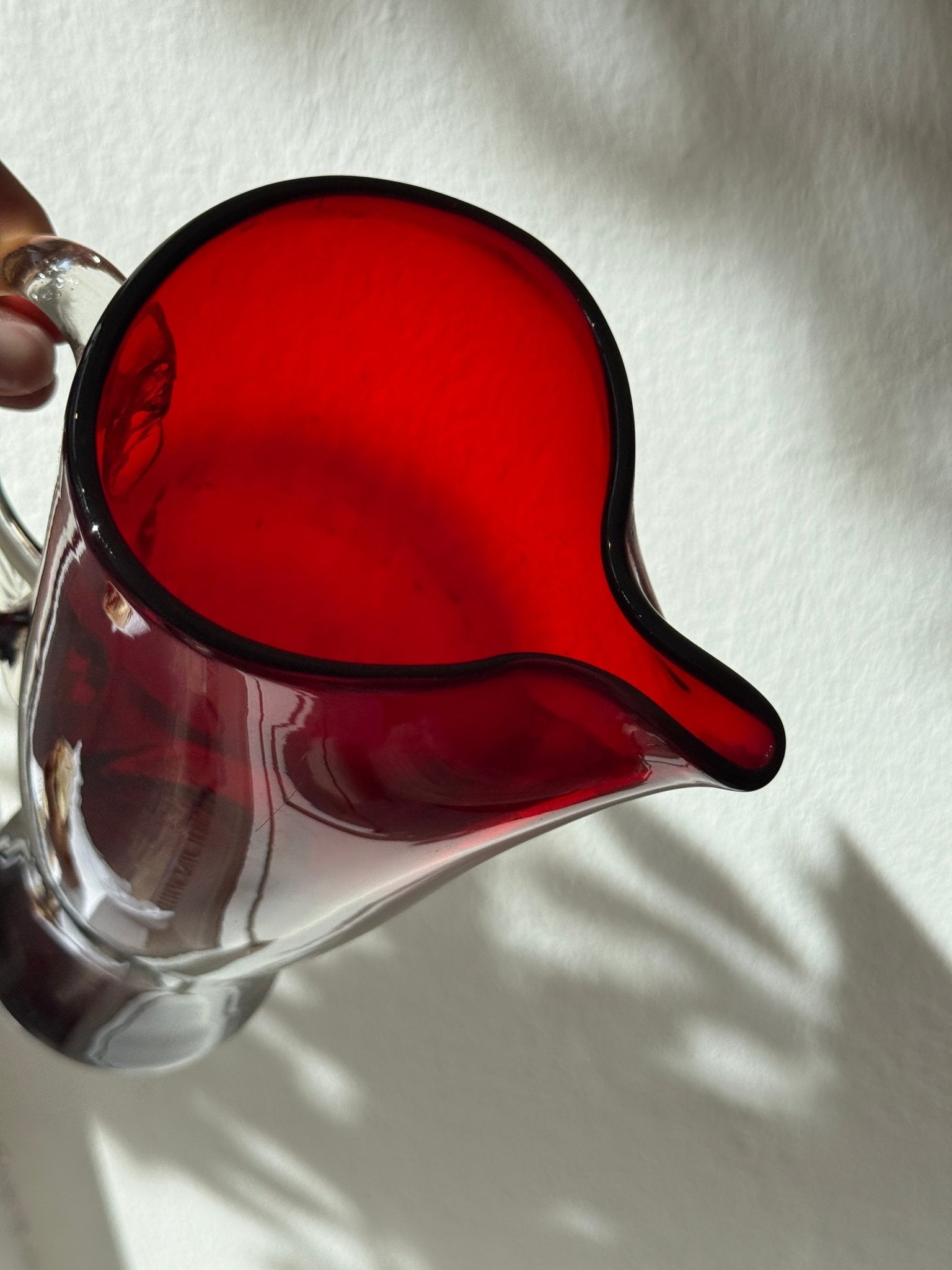 Red glass pitcher - NEROLI