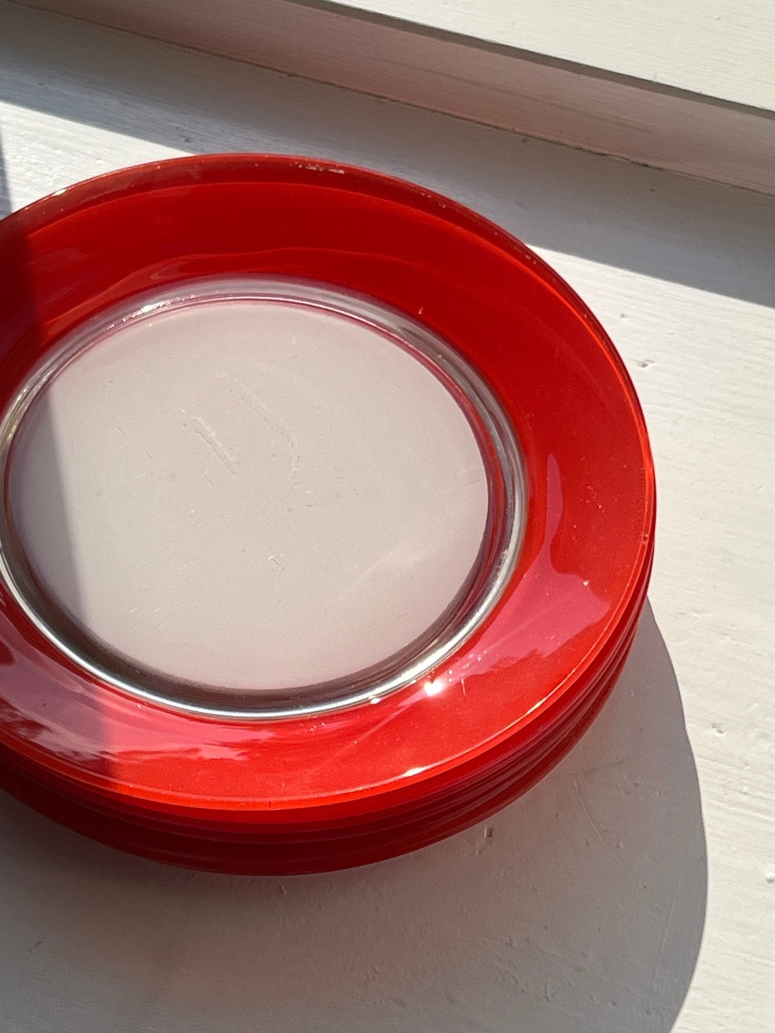 Red lunch plates (6 pcs) - NEROLI