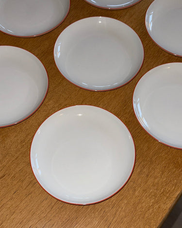 Red rim lunch plates (8 pcs) - NEROLI