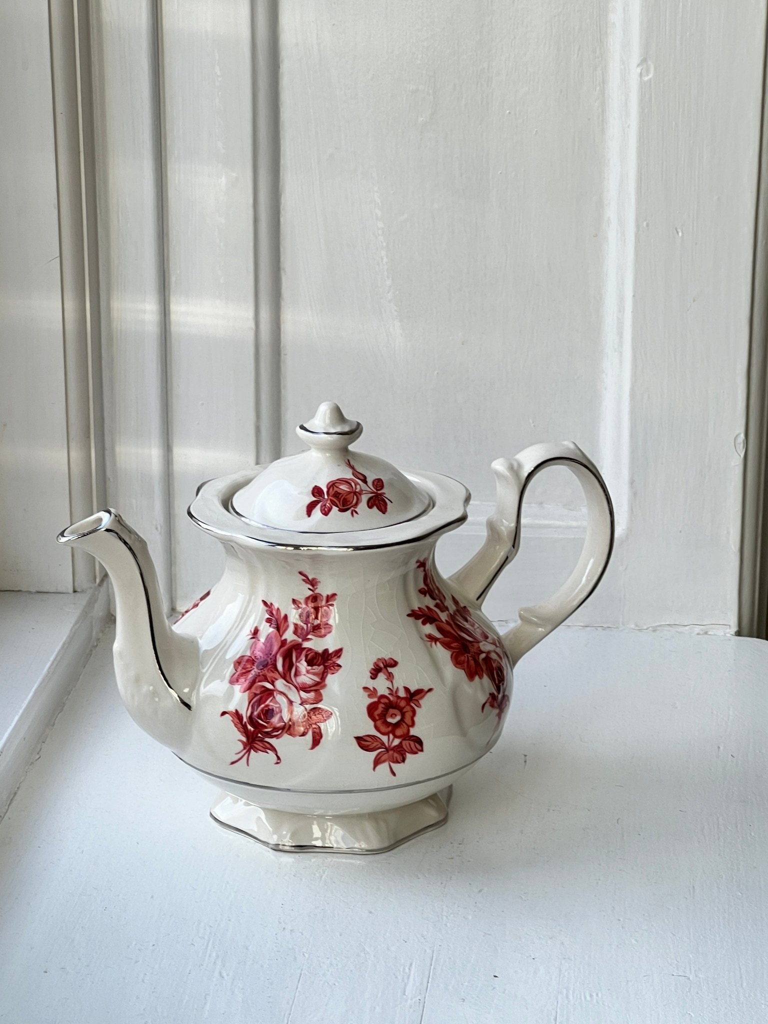 Red rose teapot - NEROLI