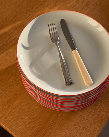 Red striped dinner plates (11 pcs) - NEROLI