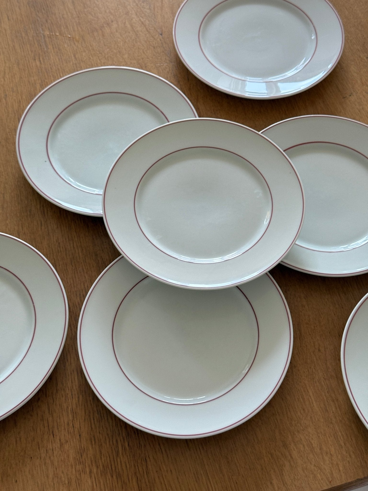 Red striped lunch plates (7 pcs) - NEROLI