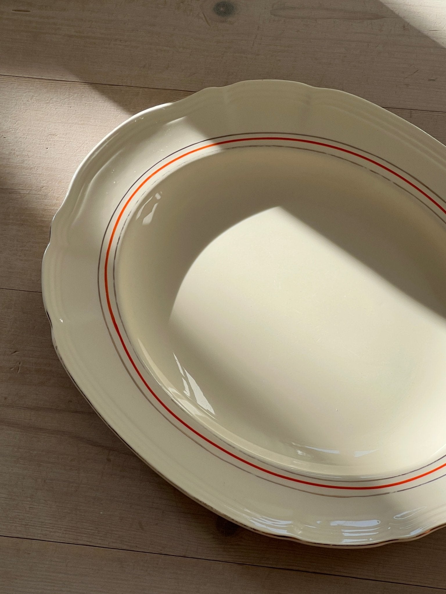 Red striped platter - NEROLI
