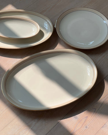 Round beige stripe platter - NEROLI