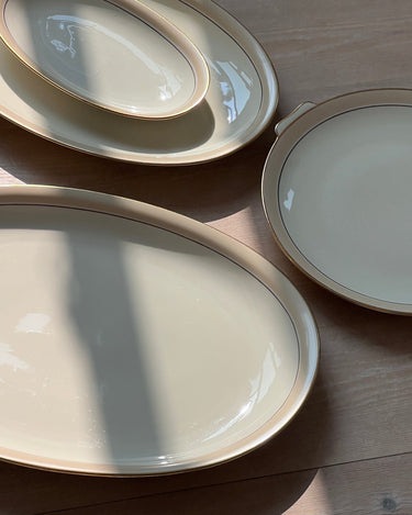 Round beige stripe platter - NEROLI