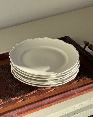 Scalloped lunch plates (6 pcs) - NEROLI