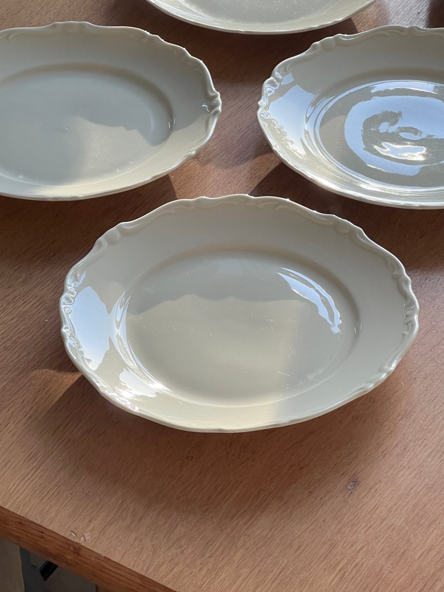 Scalloped lunch plates (6 pcs) - NEROLI