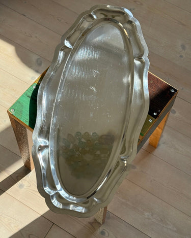 Scalloped platter - NEROLI