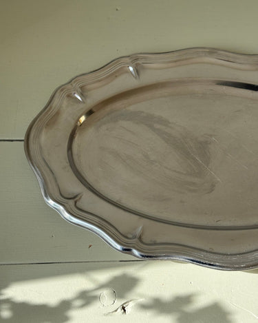 Scalloped platter - NEROLI