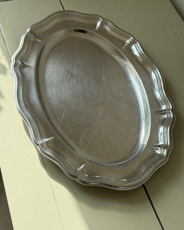 Scalloped platter - NEROLI