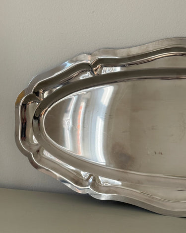 Scalloped platter - NEROLI